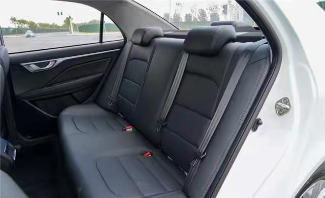 吉利最值得买的三款车远景,老百姓买得起的好车吉利全新远景