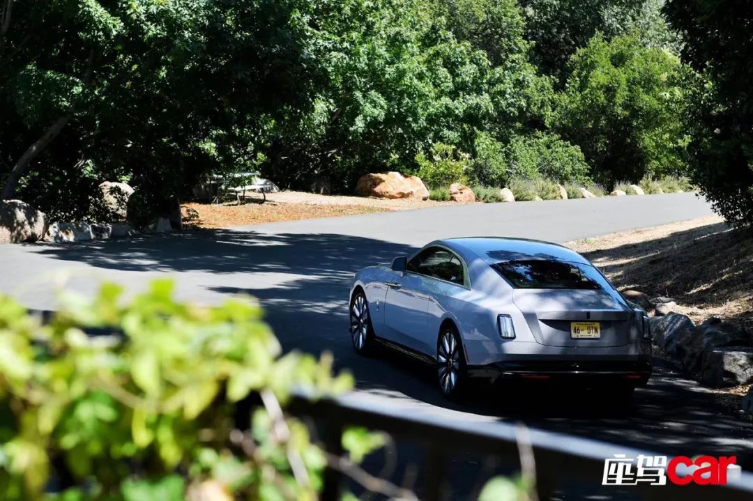 当劳斯莱斯遇上特斯拉,当奢华遇上科技