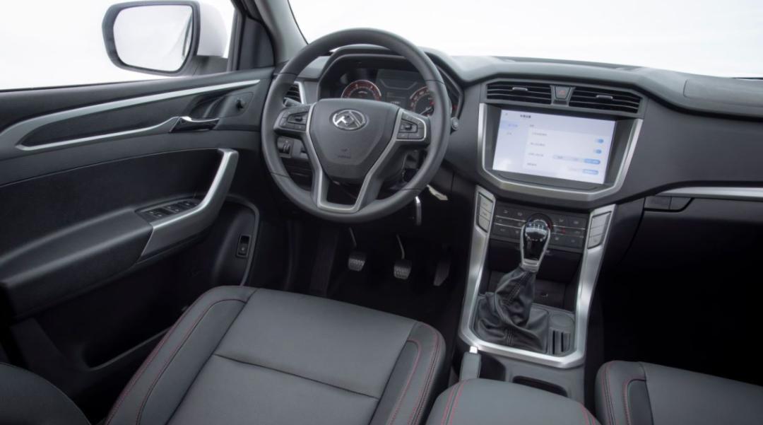 上汽大通皮卡玩沙漠,上汽大通年轻人露营