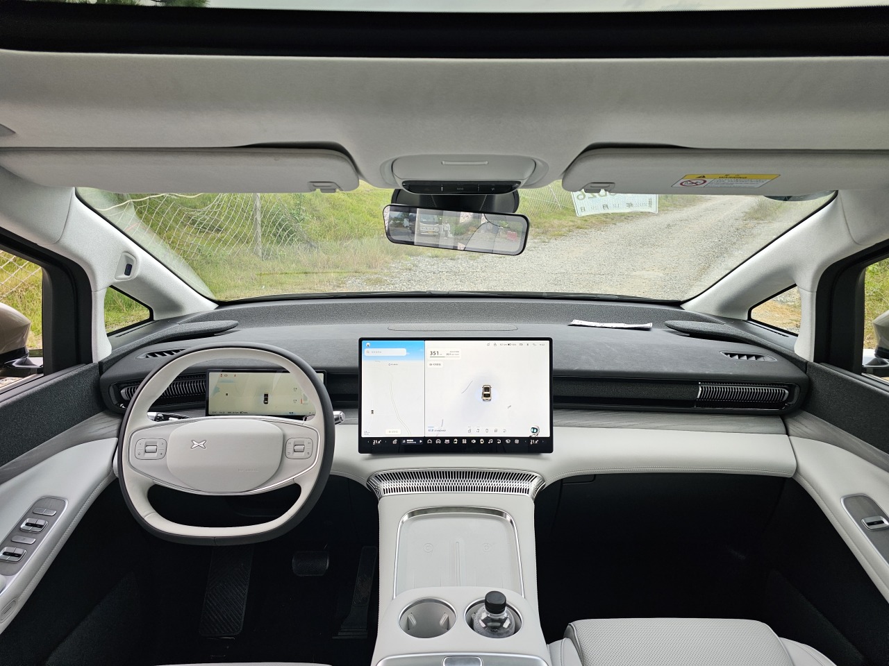 小鹏x9中大型mpv前后双电机,小鹏x9体验30万以上最强纯电mpv