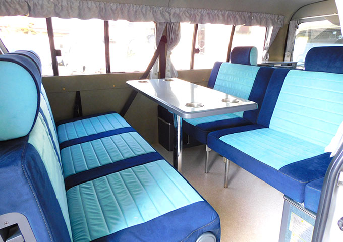 丰田海狮改装第三排床,丰田海狮面包车改房车