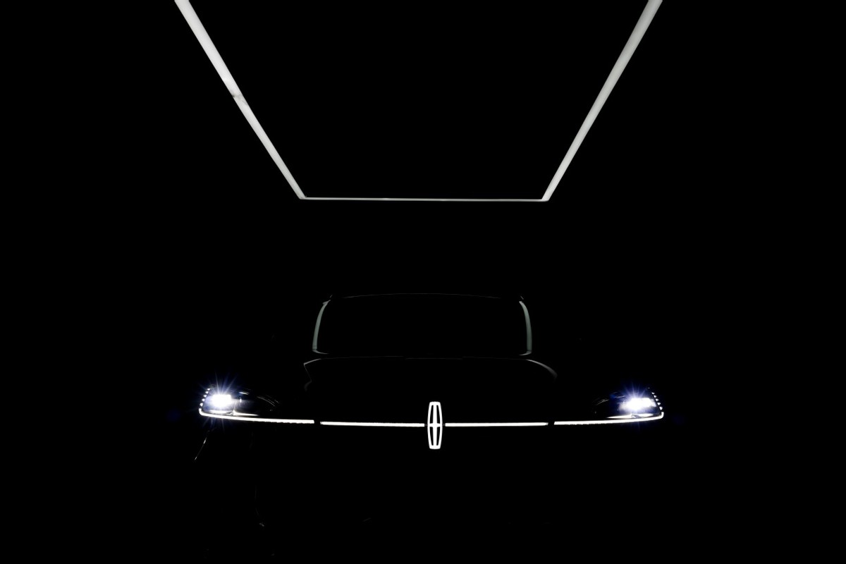 试驾新款林肯冒险家,林肯冒险家两驱尊享版试驾