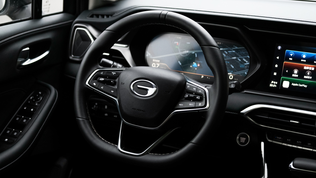 广汽传祺gs4适合家用吗省油不,新款2022款传祺gs4值得买吗