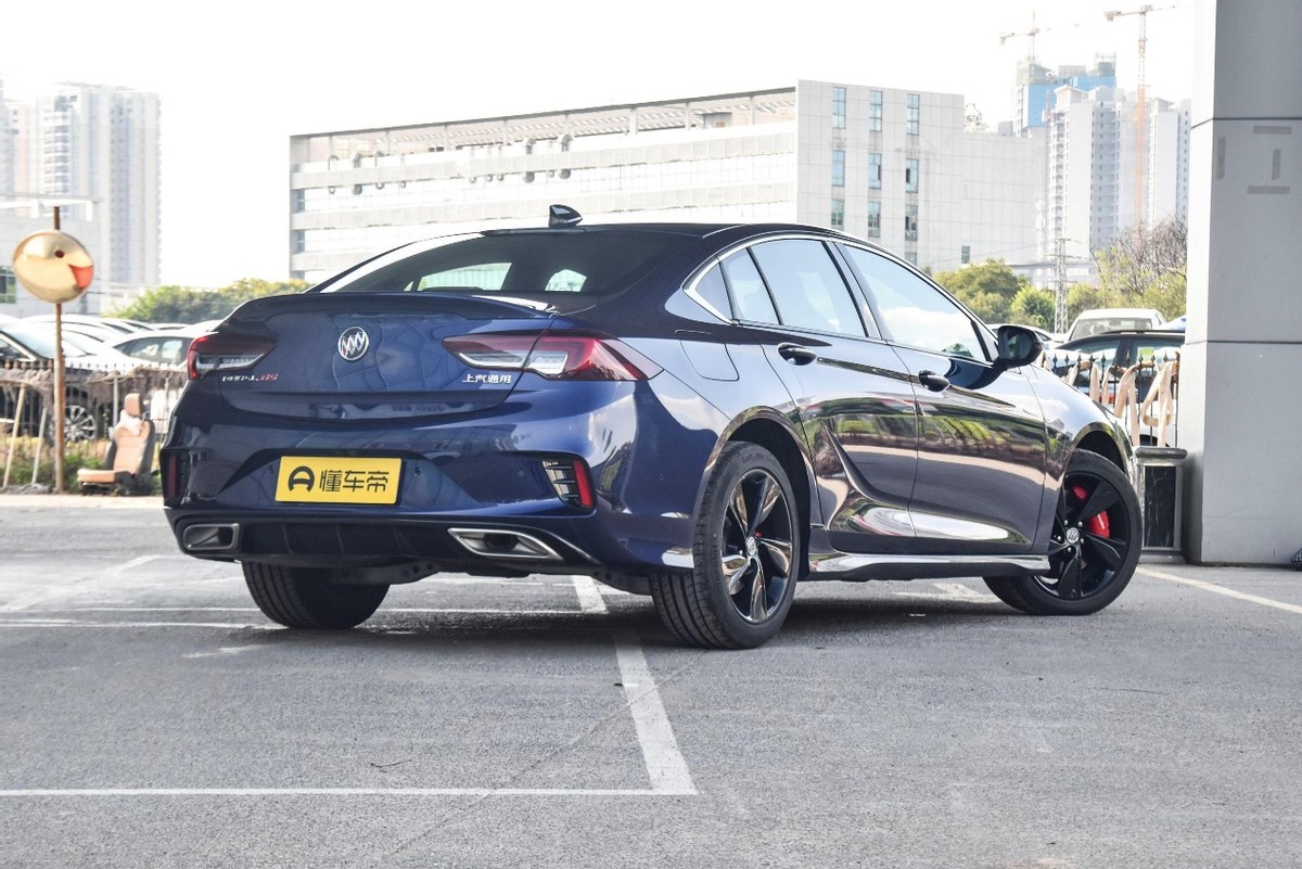 君威的换代历程,君威换代的过程