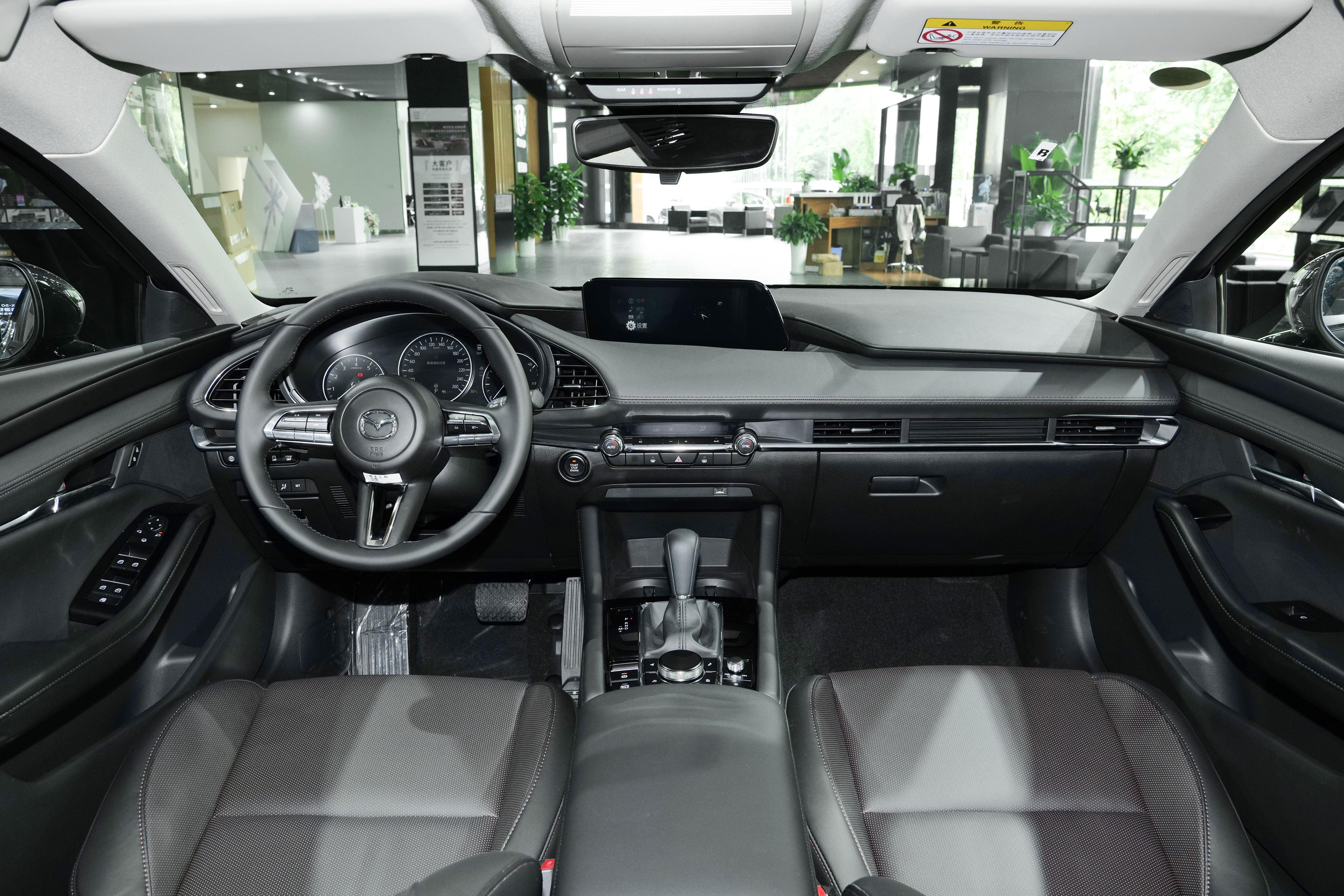 销量持续上涨，降价迎来了成功？马自达3昂克赛拉解读