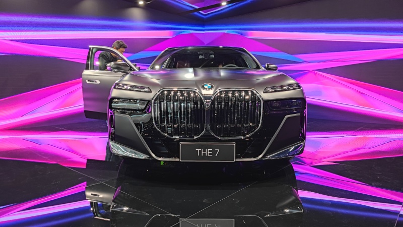 宝马7系体验,宝马7系是普通人天花板吗