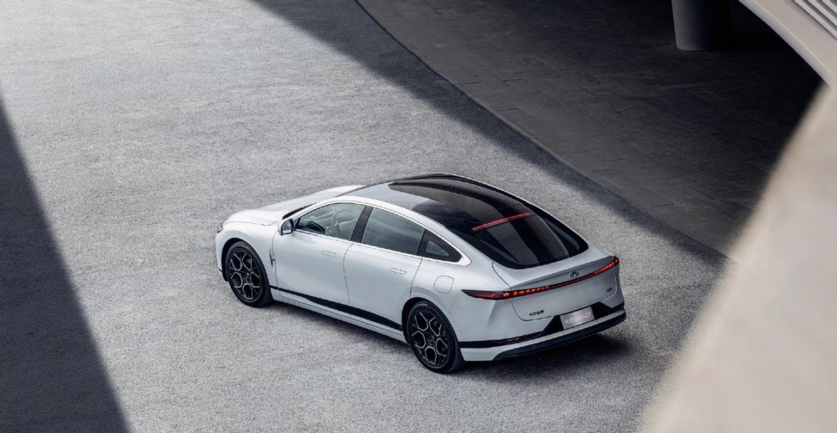 长安启源a07后尾灯多少钱,长安启源a07尾灯怎么拆