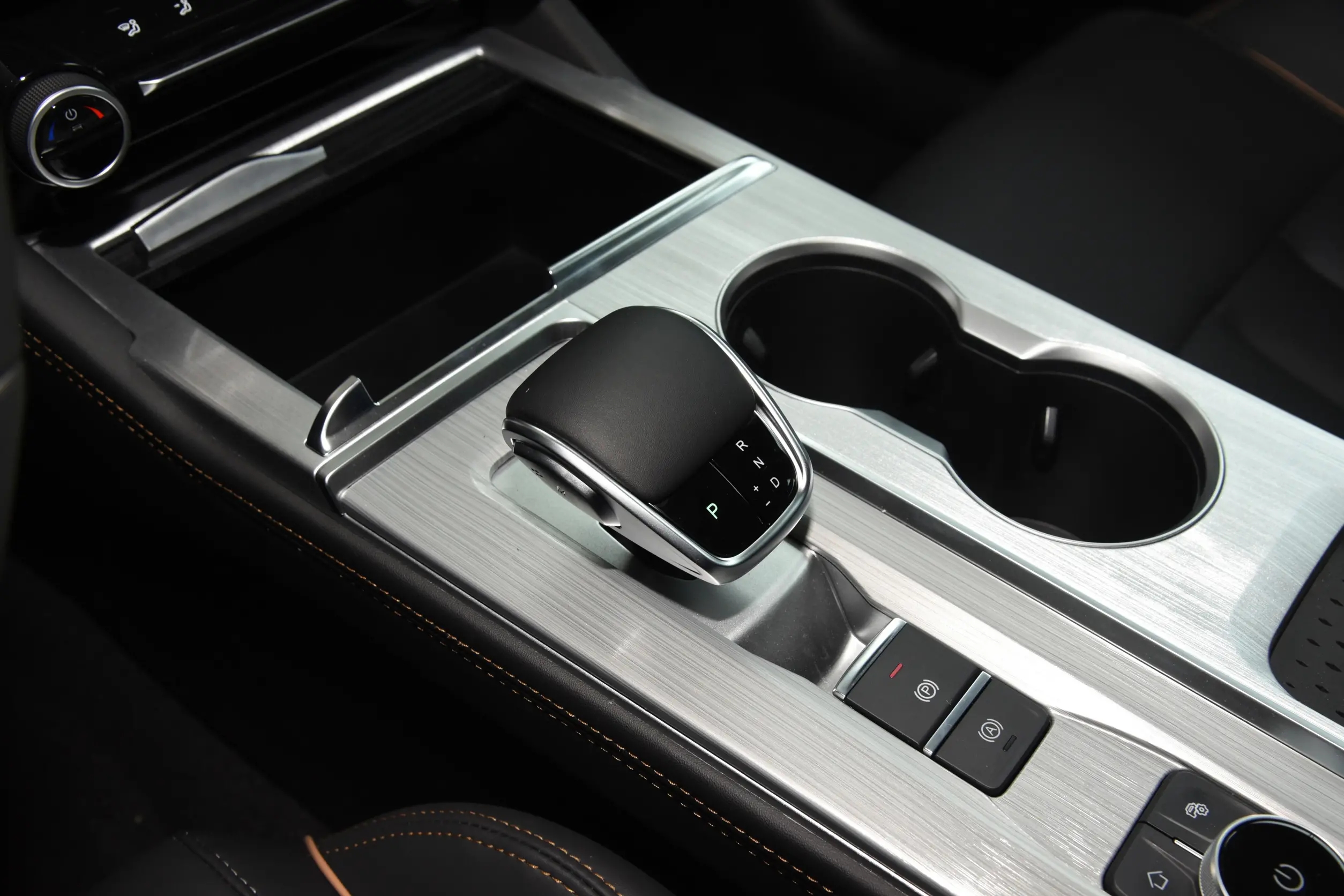 2021款奇瑞艾瑞泽5plus顶配,2021款奇瑞艾瑞泽plus51.5t