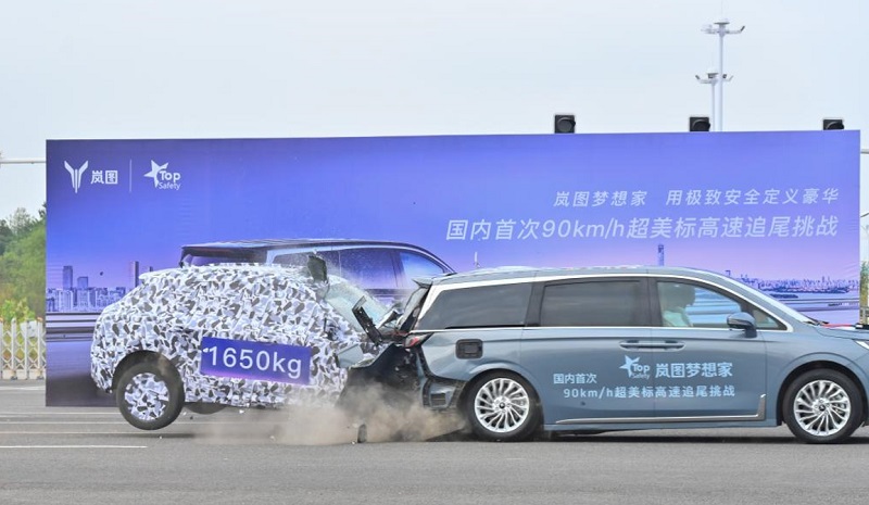 24款岚图梦想家升级了哪些配置,岚图梦想家顶配版改装