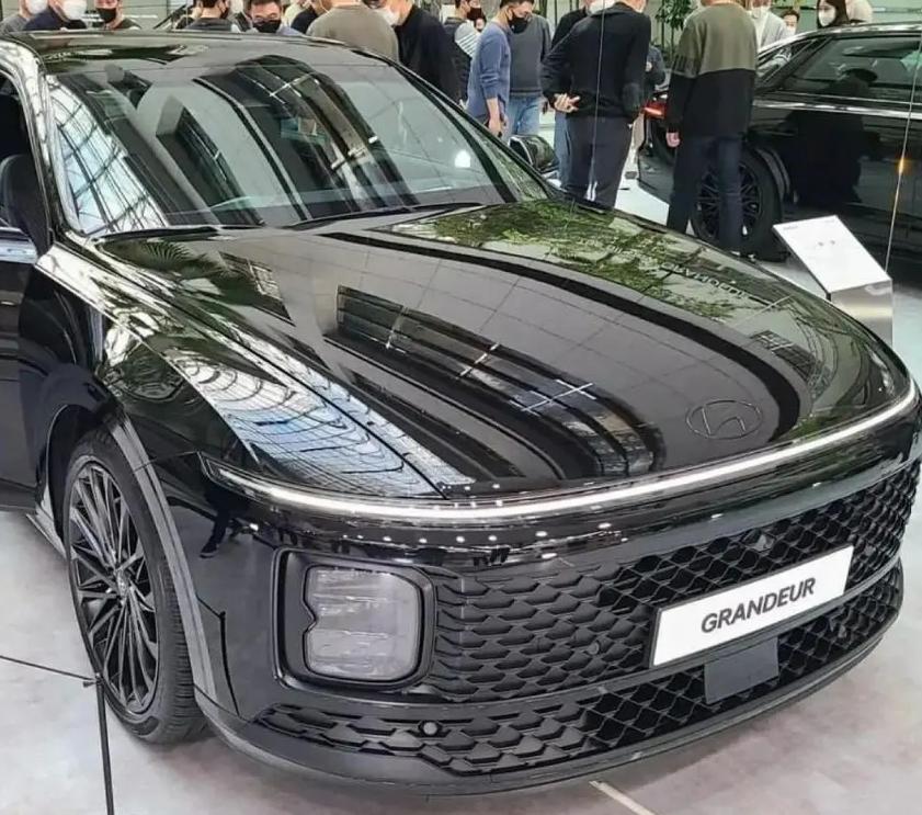 无边框车门新款有哪些,北京现代雅尊国内谍照