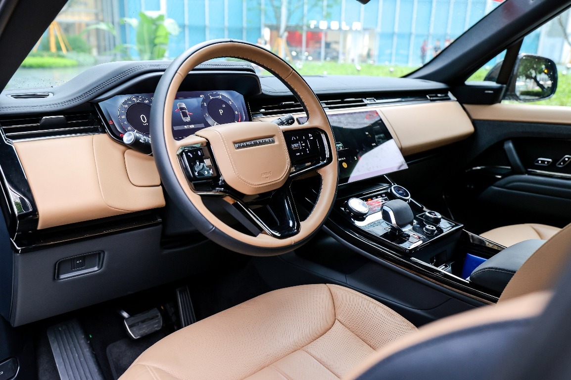 体验路虎揽胜巅峰创世,体验路虎揽胜运动版