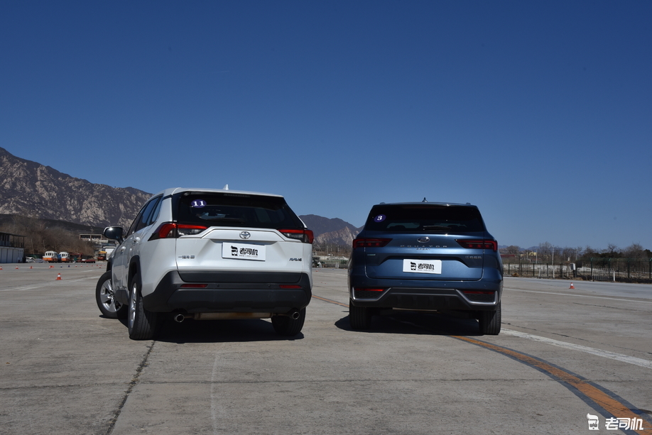 15万落地1.8t最强合资suv推荐,长安福特领睿2022新款suv体验