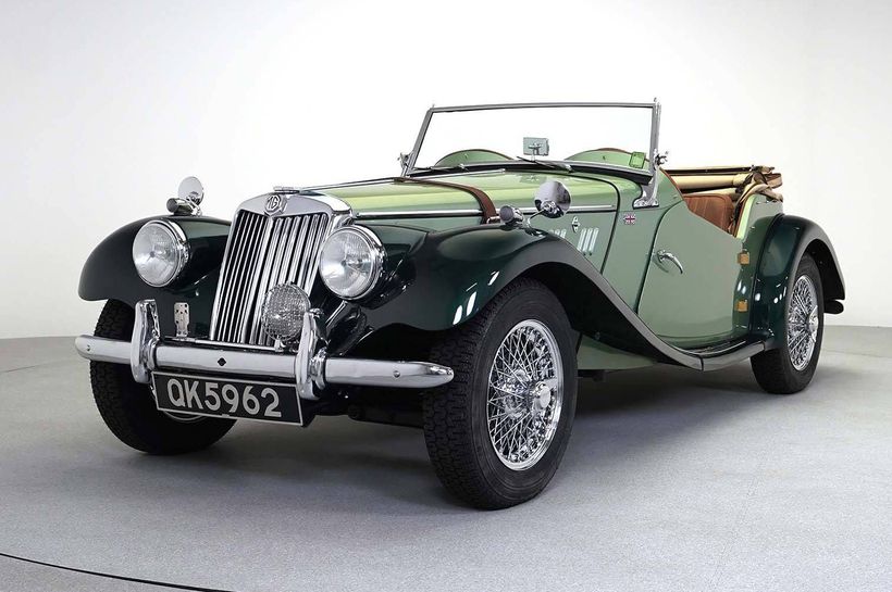 22款凯迪拉克ciel敞篷四门跑车,22款凯迪拉克四门硬顶敞篷跑车