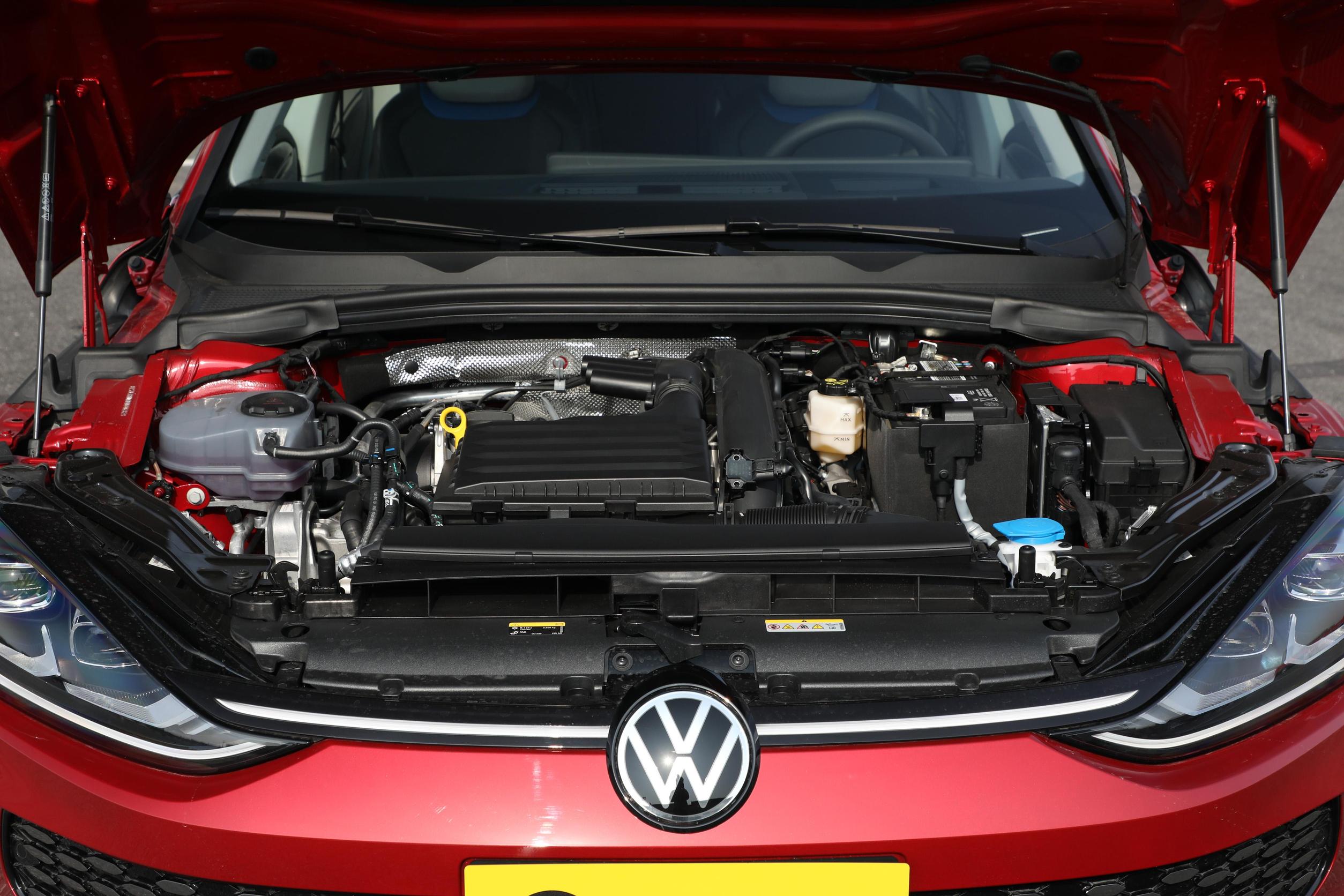 2022款凌渡无框车门中配落地价,买19款大众凌渡十大忠告