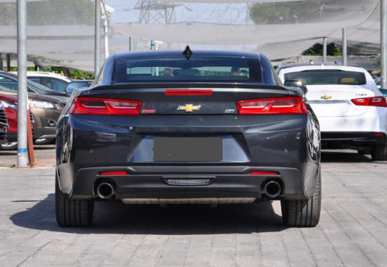 科迈罗vs野马气场,科迈罗和野马上路