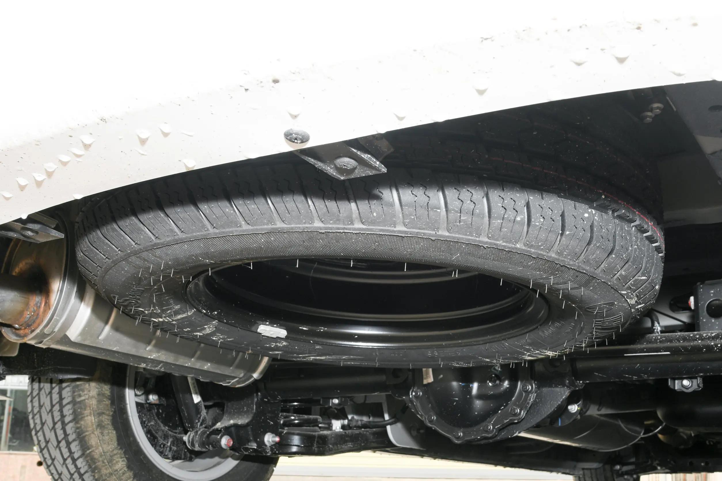 上汽大通maxusv100,上汽大通MAXUSG10多功能版