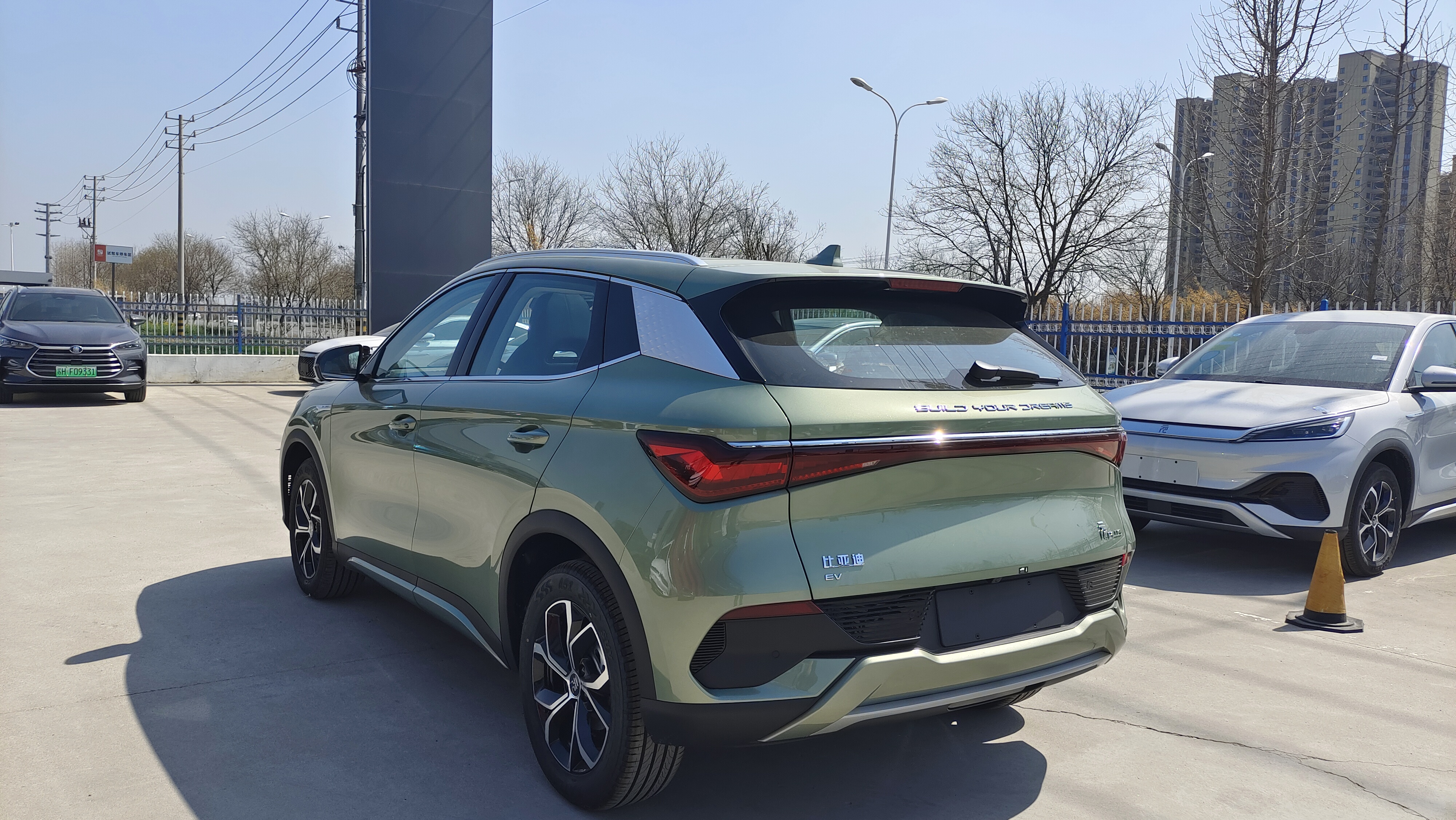 元plus探险绿配色,比亚迪元plusev探险绿