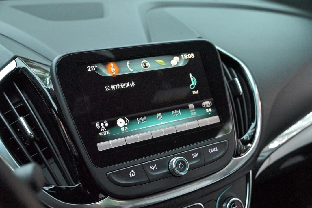 17年二手别克velite5能卖多少钱,混动绿牌车型别克velite5