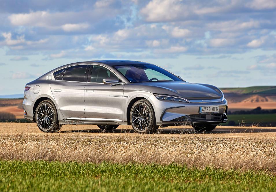 比亚迪宋plusdm-i同级别的车型,比亚迪的混动车型值不值得买