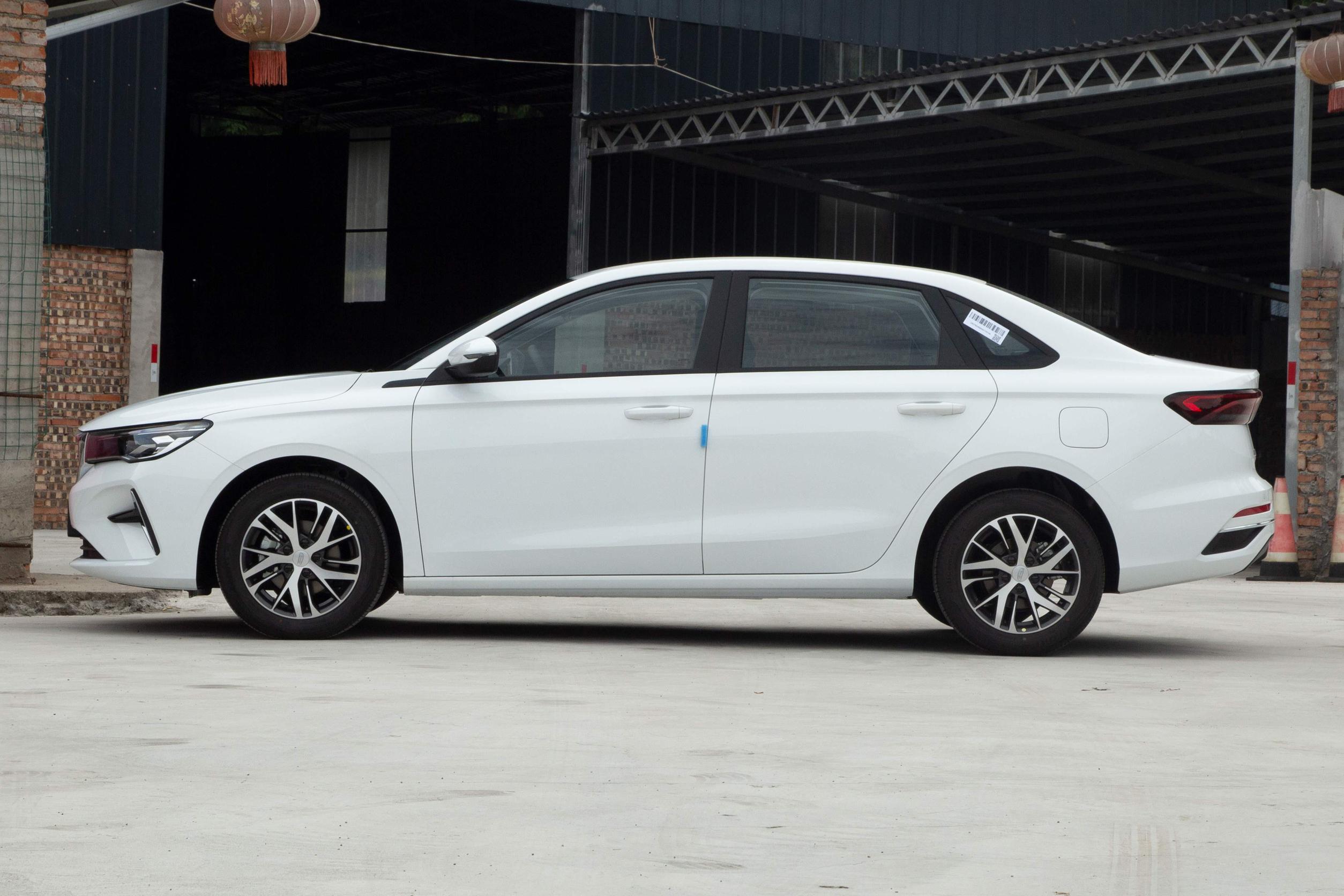 吉利帝豪价格实惠,吉利帝豪豪华型裸车价