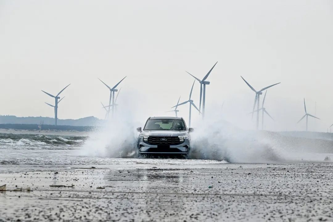 锐界l过泥坑,锐界l混动自驾露营真实视频