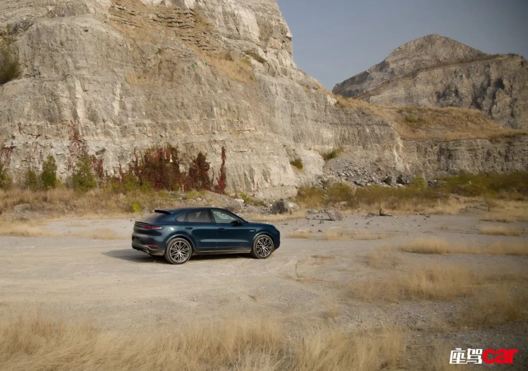 保时捷新款cayenne北区试驾体验,24款保时捷cayenne混动试驾