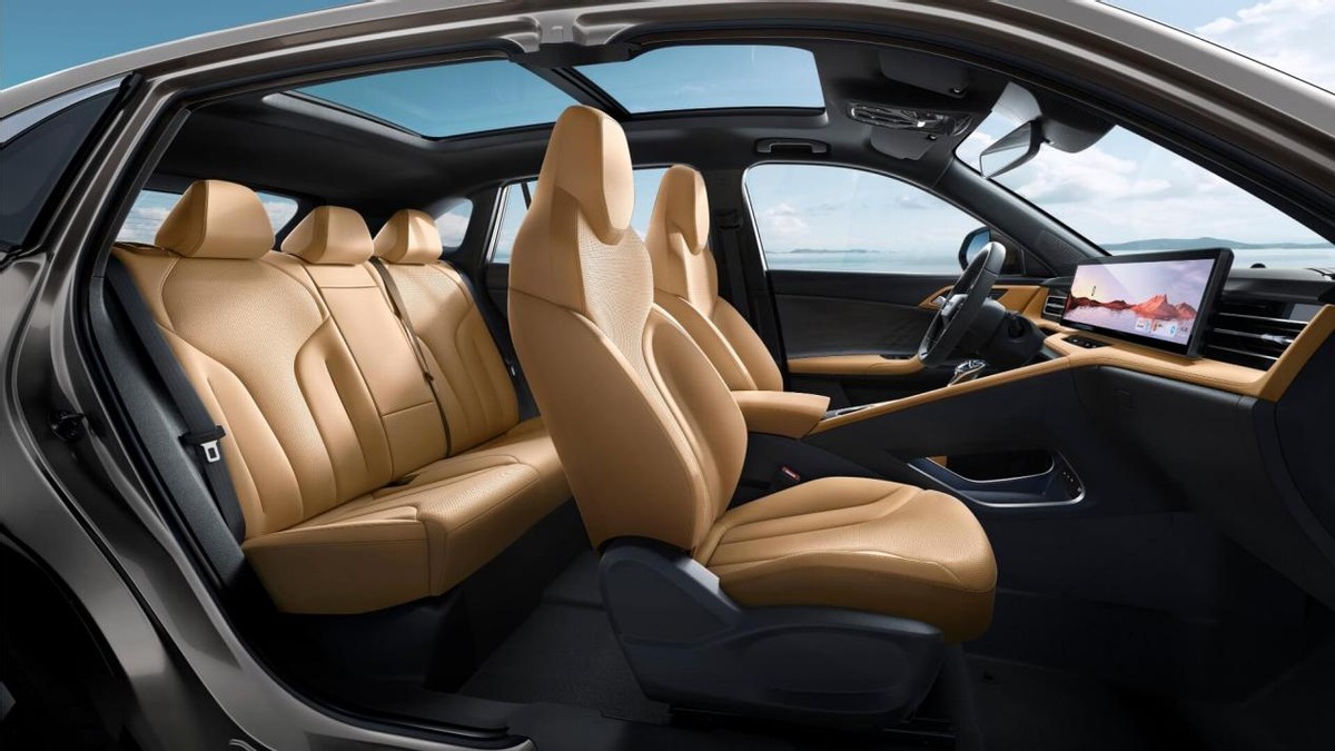 12万元起荣威全新erx5开启盲订,全新第三代荣威erx5现车