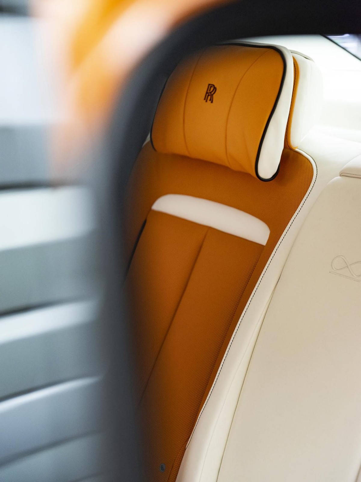 劳斯莱斯库里南bespoke高级定制版,广州劳斯莱斯红色库里南