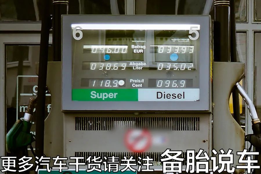 买奔驰s和劳斯莱斯哪个适合婚庆,买一辆奔驰s跑婚庆多少年能回本