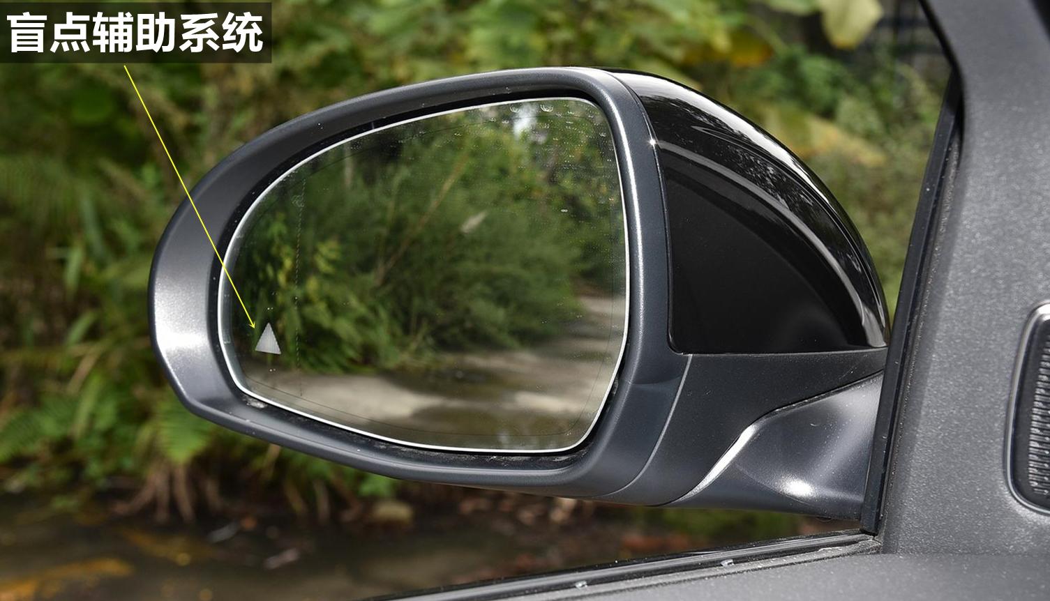 新款奔驰c级升级内饰,2021款奔驰c级200l时尚运动版试驾