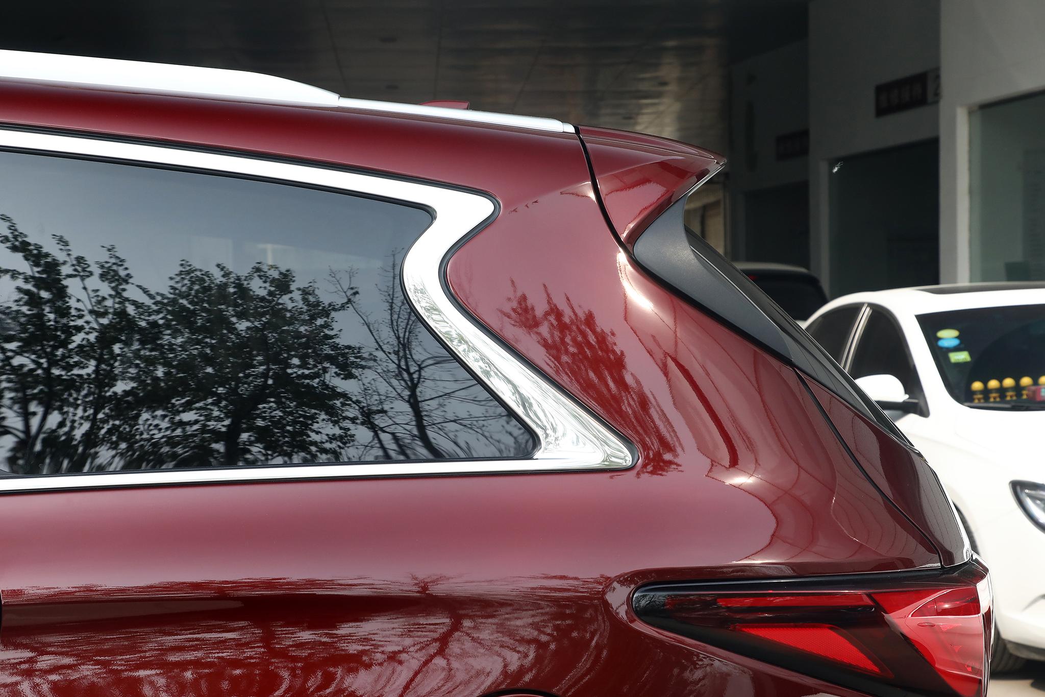 新款英菲尼迪qx60顶配测评,新款英菲尼迪qx60有油电混合车吗