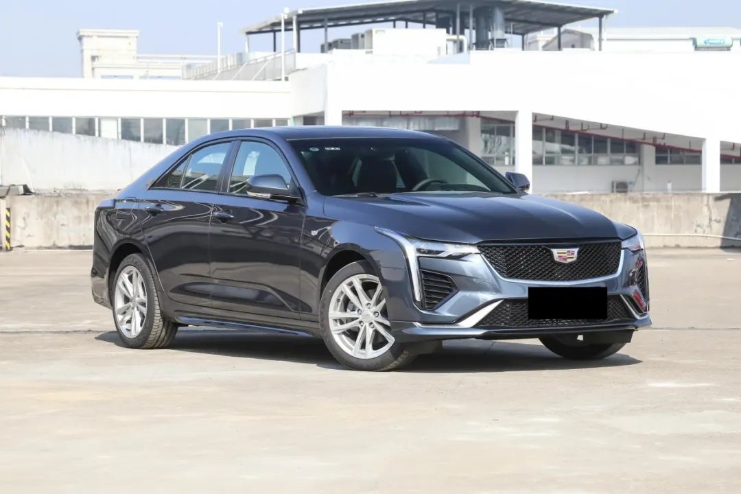 雅阁凯美瑞哪一款车值得买,2019雅阁凯美瑞谁最值得入手