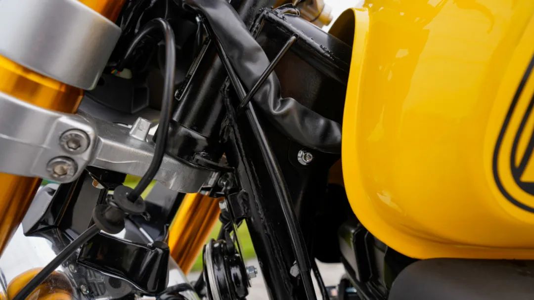 银钢蜜獾与银钢mini150对比,国产小猴子银钢蜜獾150