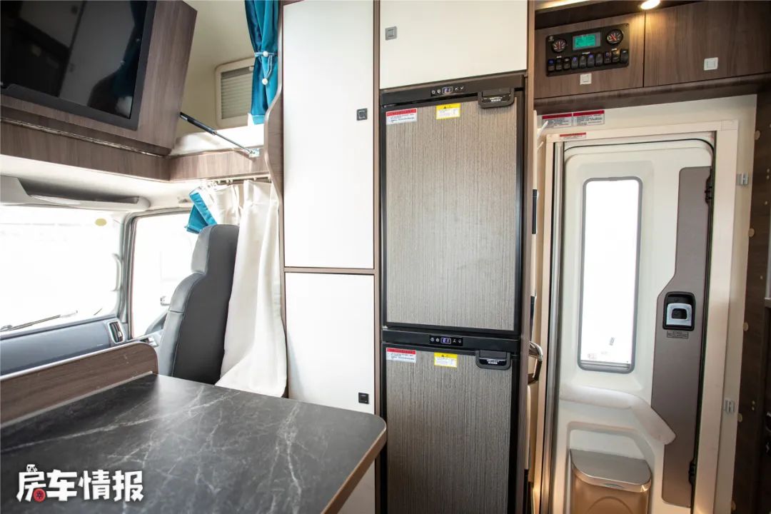 上汽轻卡房车h500好还是h300好,骏驰天鹰7号五十铃700p轻卡房车