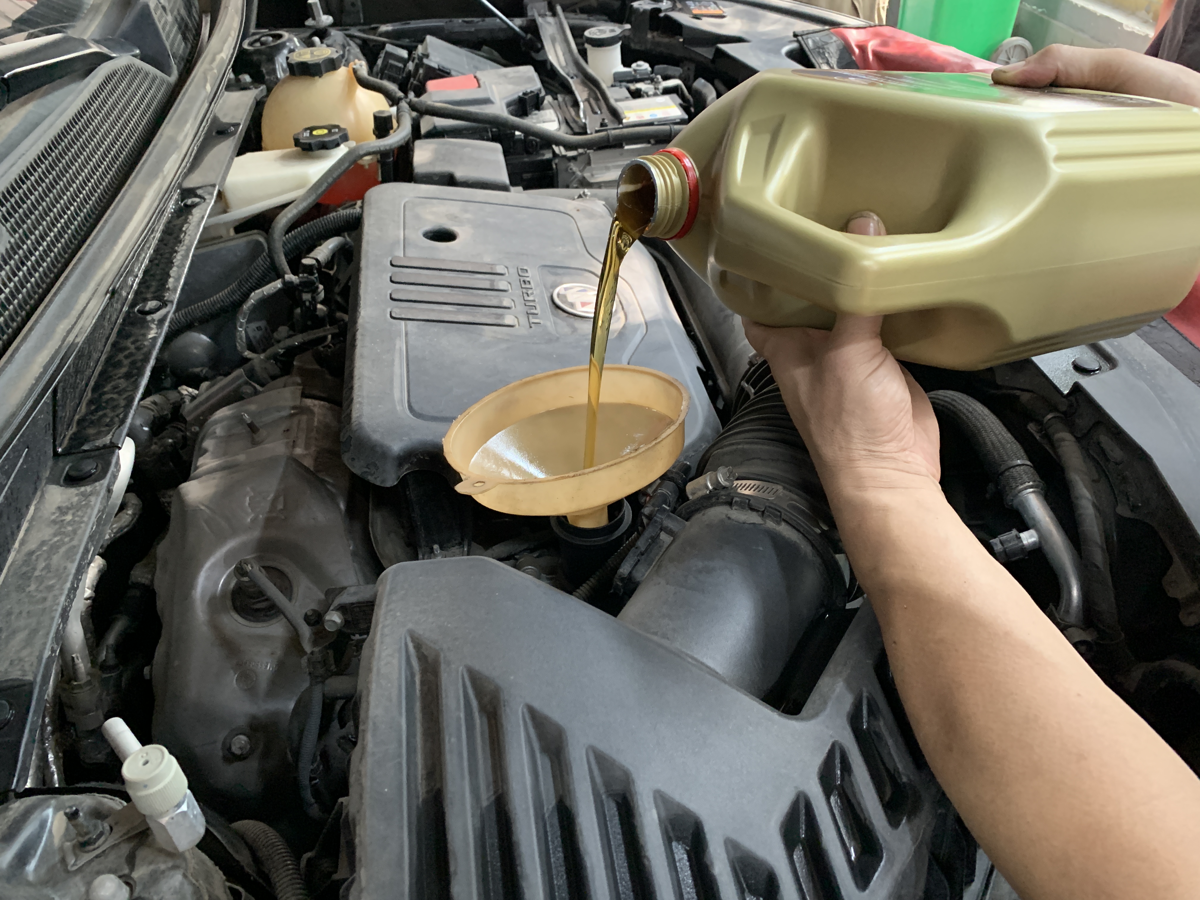 别克昂科旗车主分享：三万公里无毛病，唯一心疼的是油耗！