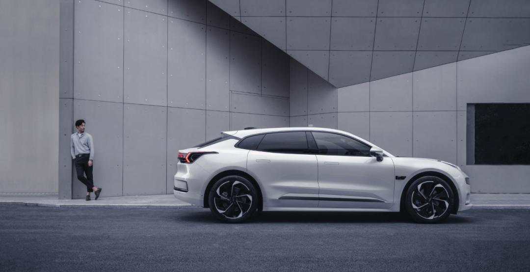 阿维塔11和极氪001试驾对比,极氪001和阿维塔12三电对比