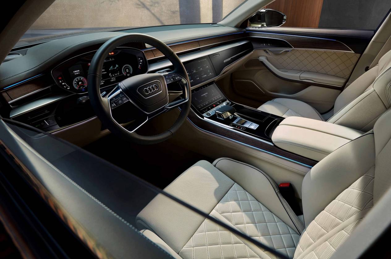 新款奥迪a8l霍希版落地价格,奥迪a8l霍希版顶配落地多少钱