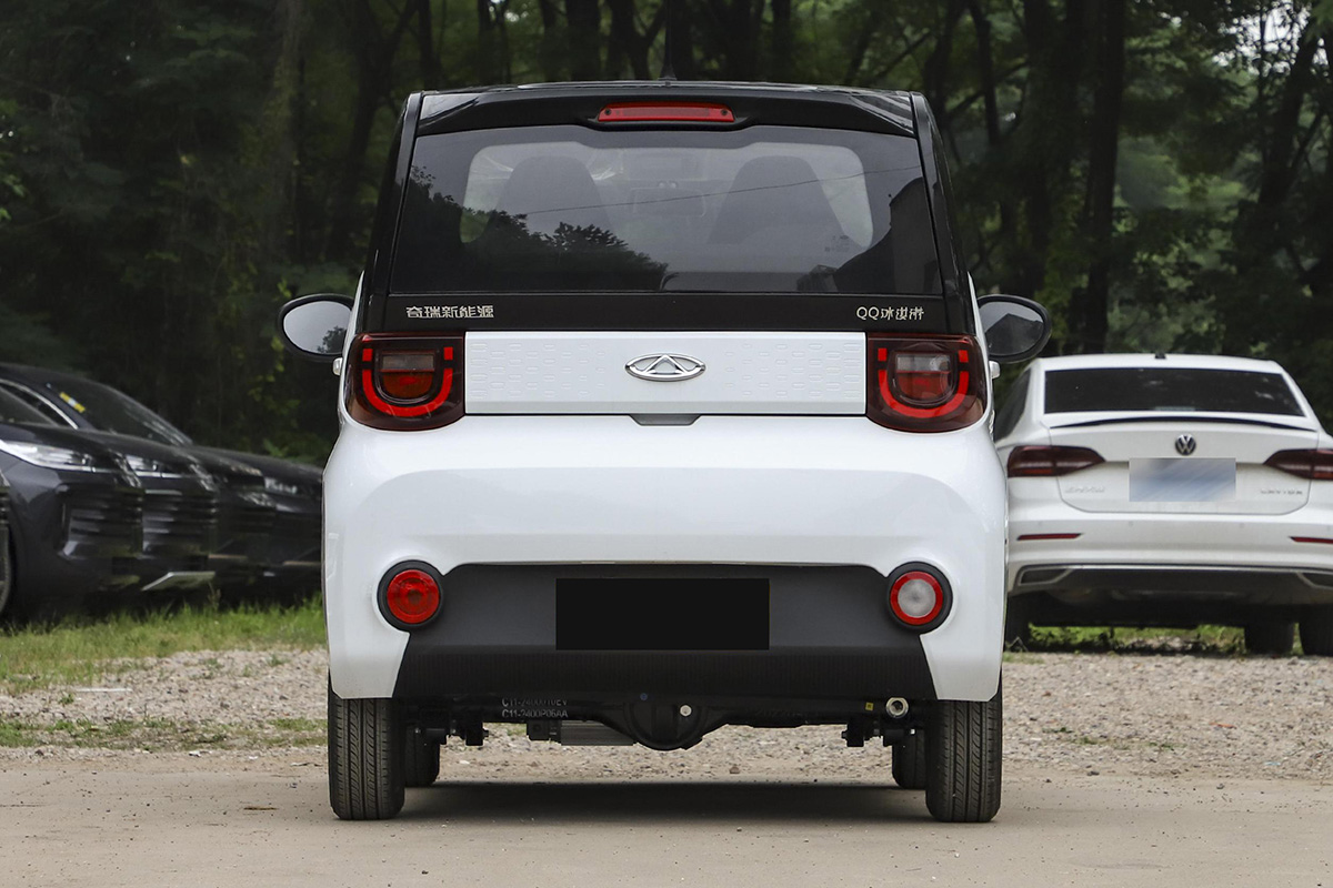 奇瑞qq冰淇淋新能源汽车大小,奇瑞qq冰淇淋最新报价与配置详情
