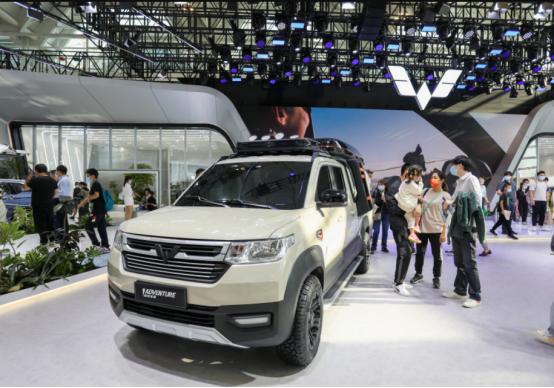 五菱造什么神器,五菱改工具车