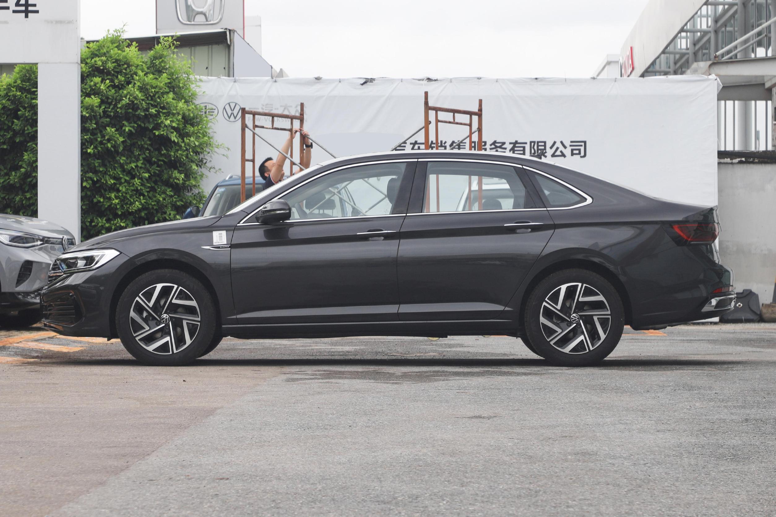 大众速腾1.5t与1.4t驾驶感受对比,一汽大众速腾1.2t讲解