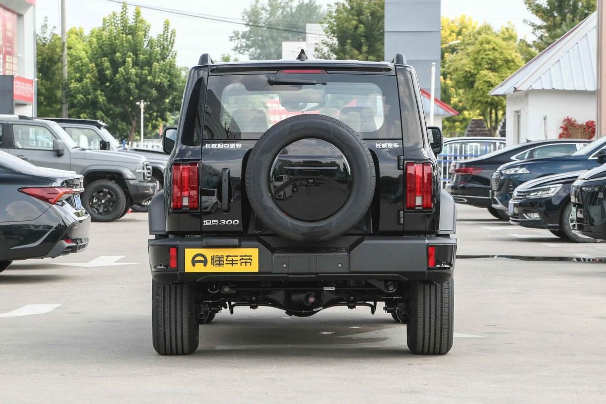 全新bj40城市猎人版对比坦克300,20款bj40城市猎人至尊版二手