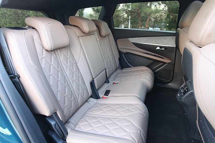 没有随波逐流,2018款东风标致5008测评视频