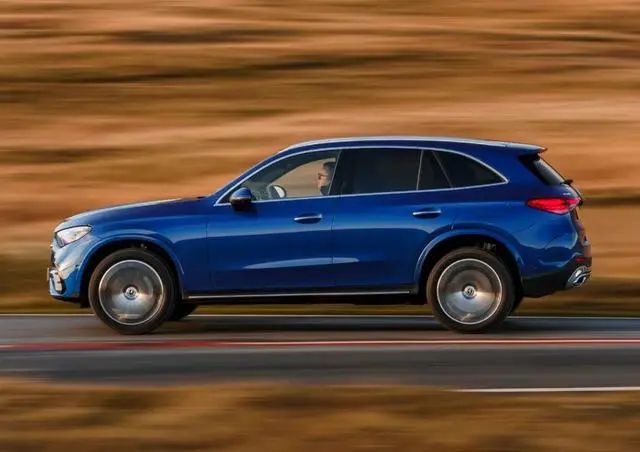 新一代奔驰glc已卸下部分伪装,23款奔驰glc车主用车感受