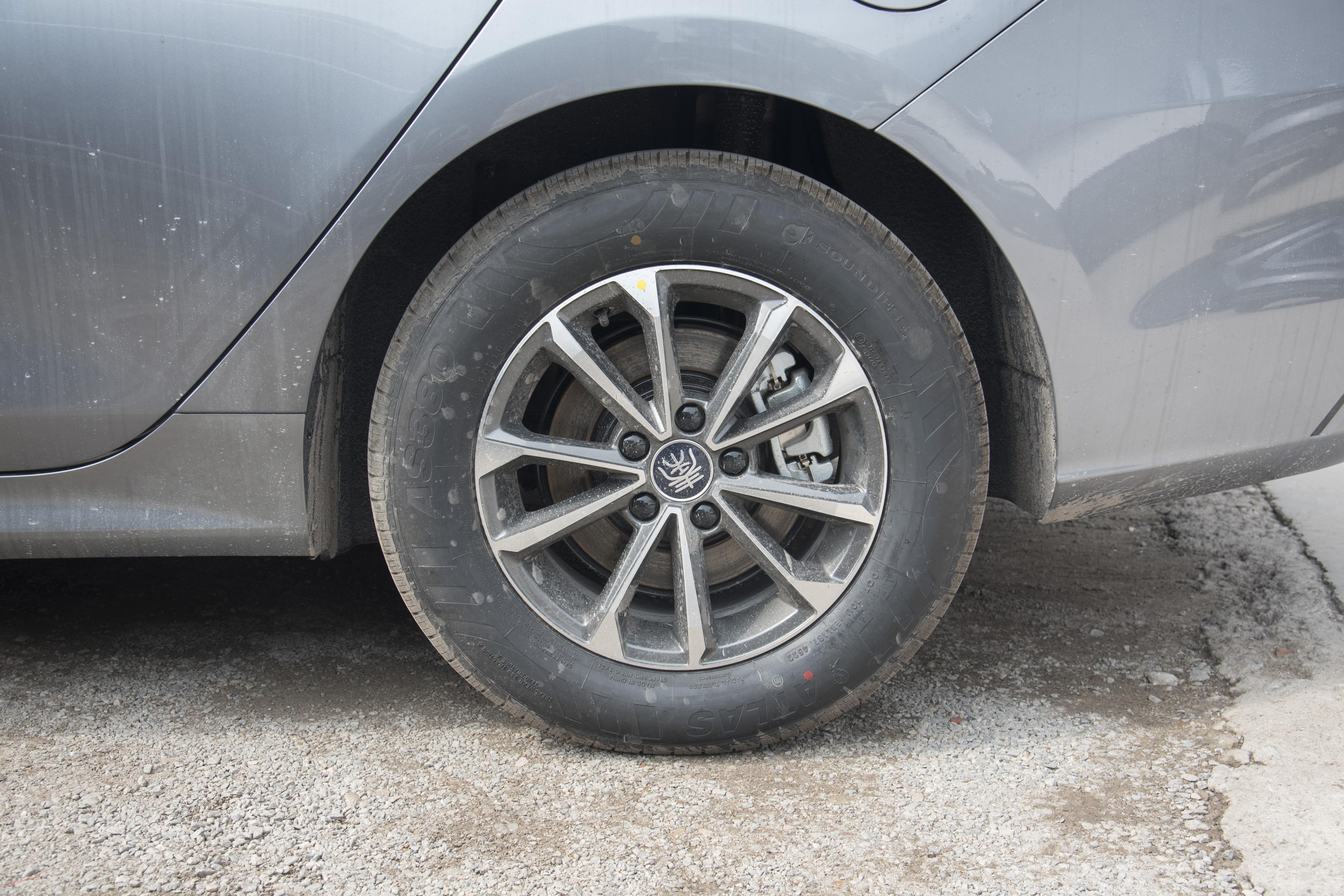 秦plusdm-i和宋plusdmi怎么选,比亚迪秦plusdmi55km和120km区别