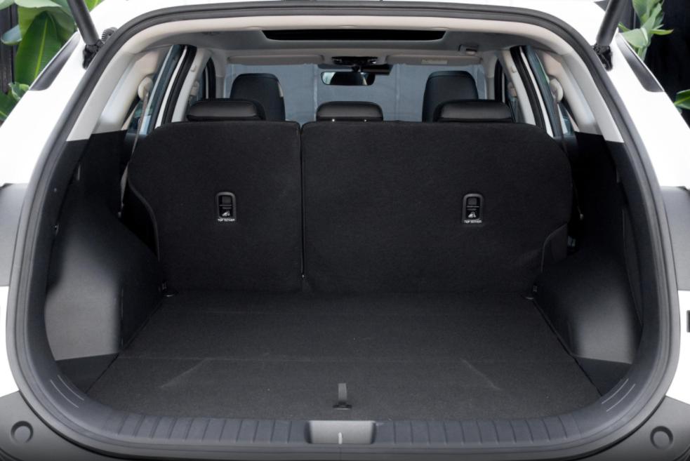 起亚狮铂拓界现代第五代途胜,起亚狮铂拓界2024款轴距