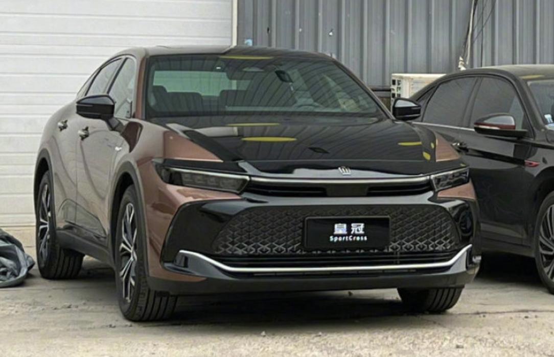 丰田出王炸,全新丰田皇冠价格被曝