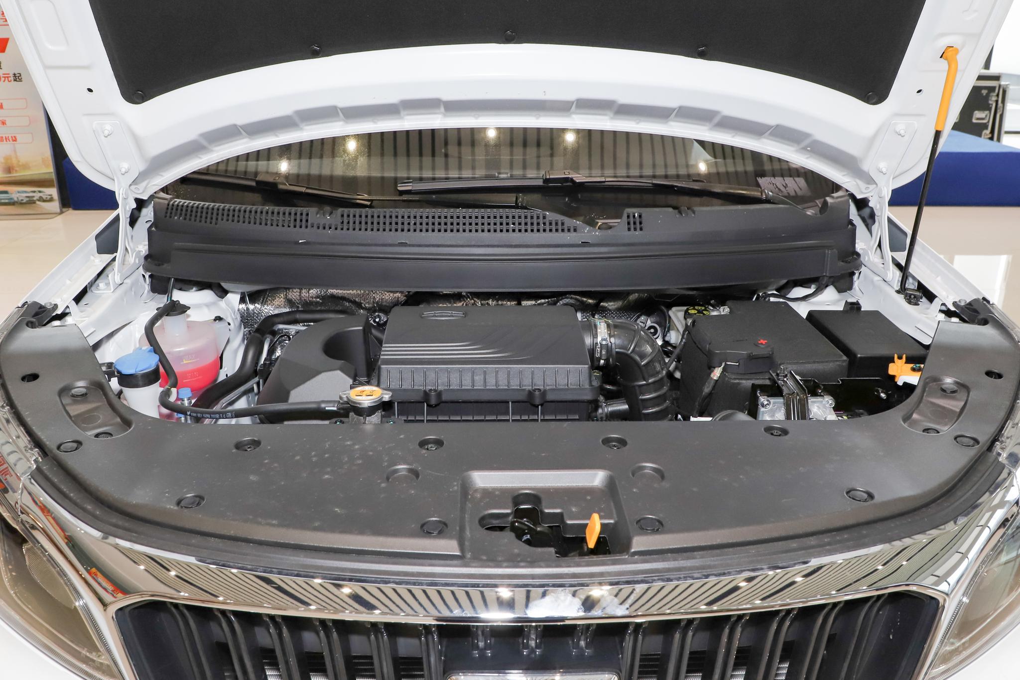 新吉利远景x3手动挡最高配,颜值很高也更实用实拍吉利远景x3