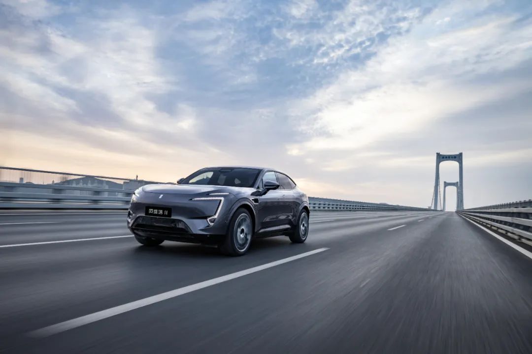 阿维塔11和极氪001试驾对比,极氪001和阿维塔12三电对比