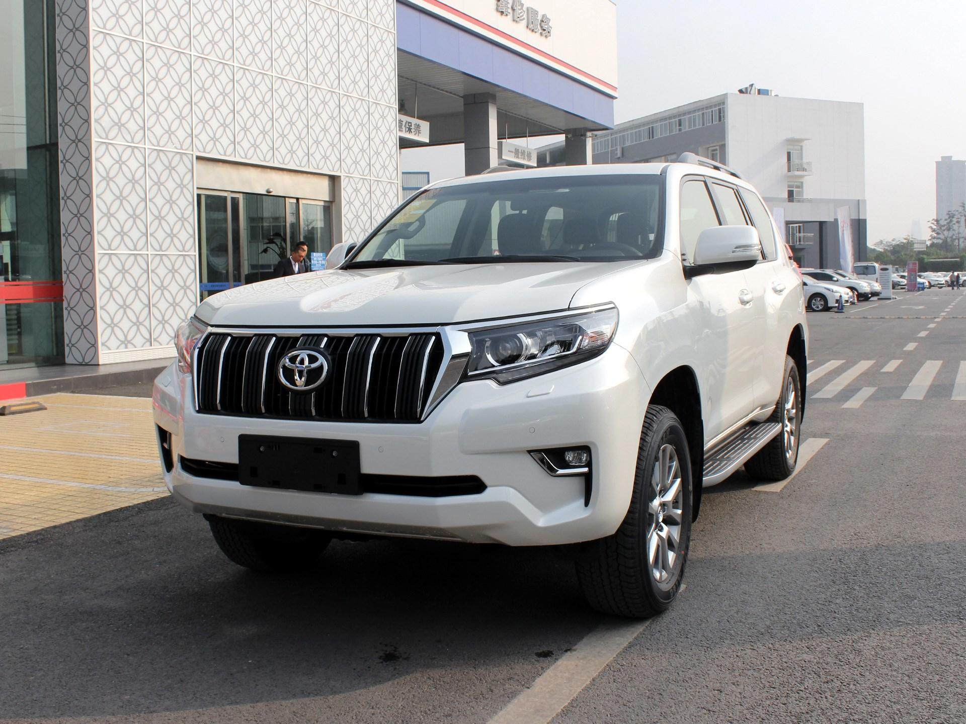 普拉多跑山路怎么样,普拉多4000走山路