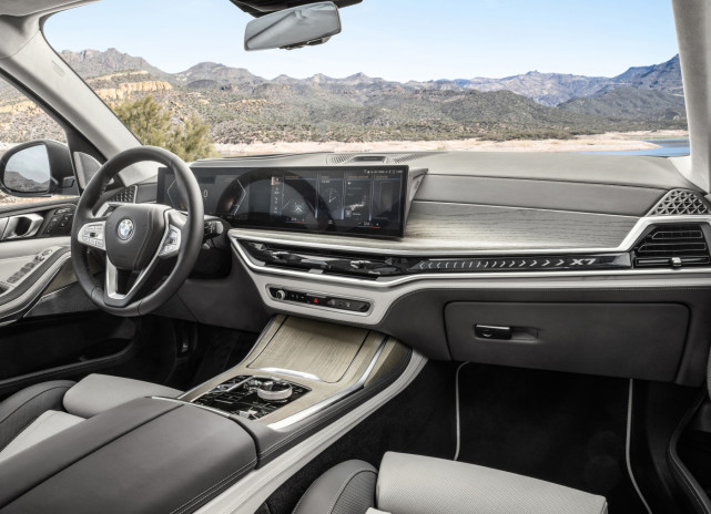 奔驰gls宝马x7揽胜行政林肯领航员,揽胜gls宝马x7卡宴怎么选